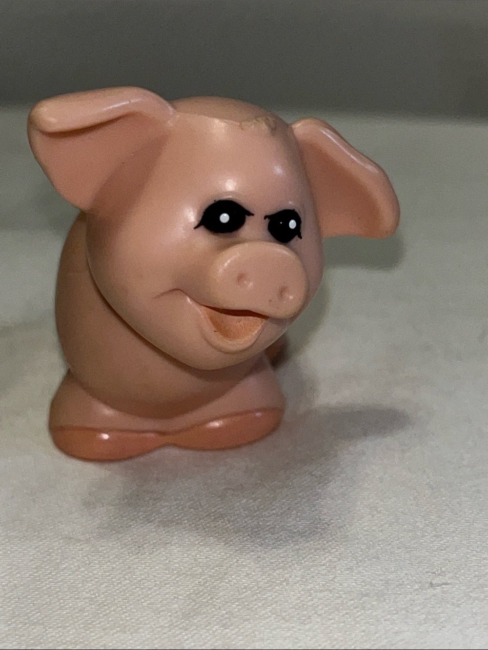 TYco Sesame Stret Farm Pink Plastic Pig Toy Figurine. 1997